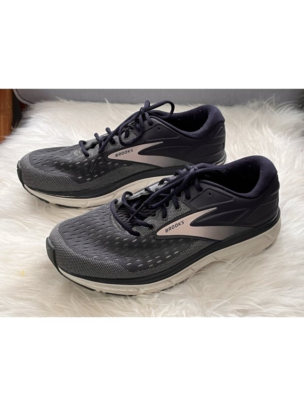 Brooks Dyad Grey Running Shoes Sneaker Low Top Need Insoles Nice Shape Sz 11 W